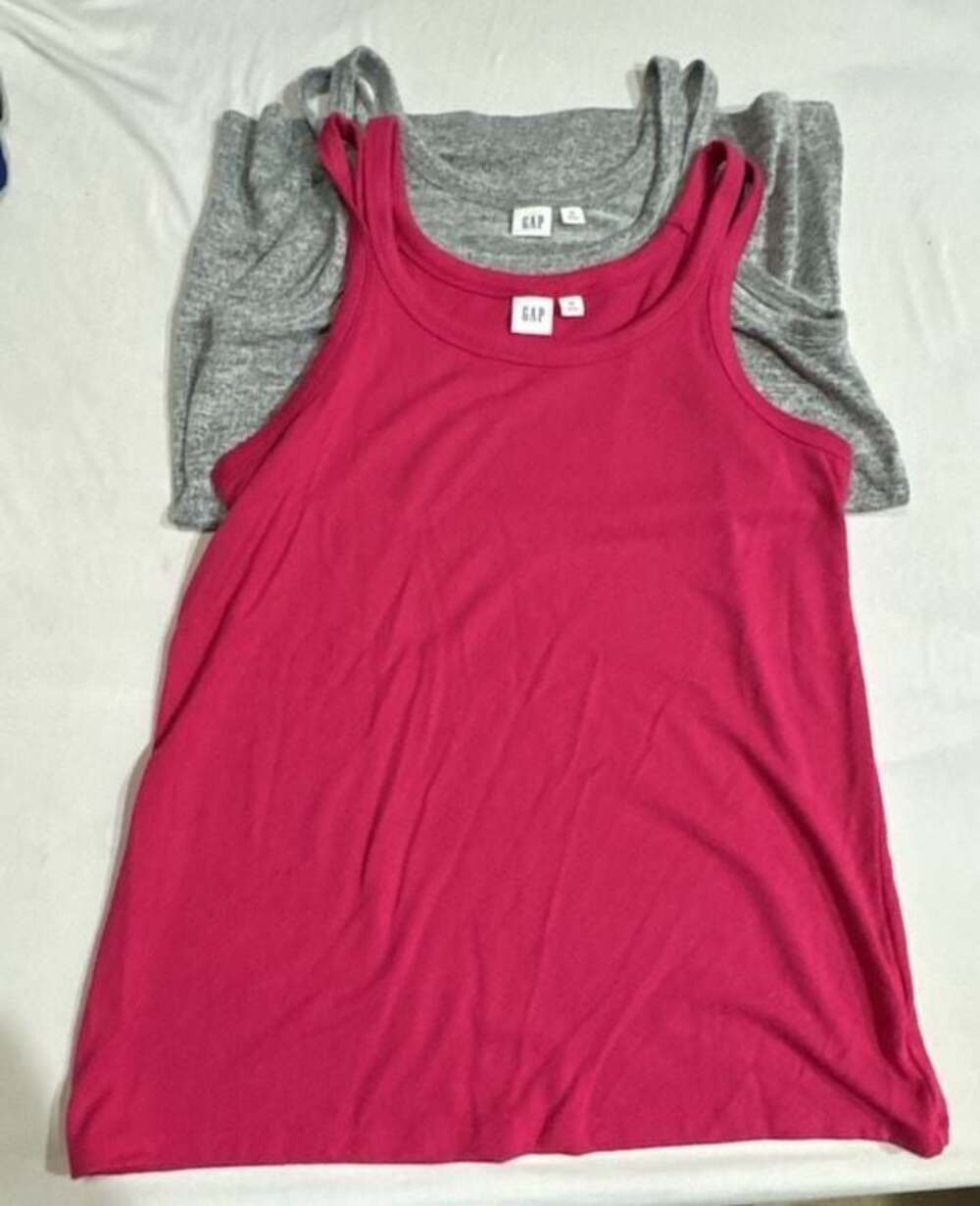 Z623 GAP Women's 2-Pack Basic Ribbed Scoop Neck Tank Tops Pink & Grey XS